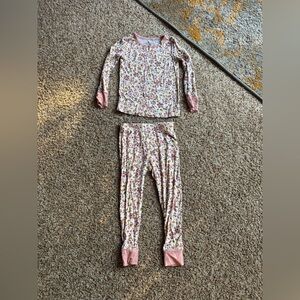 Caden Lane long sleeve pajamas set, pink/ purple flowers 3T